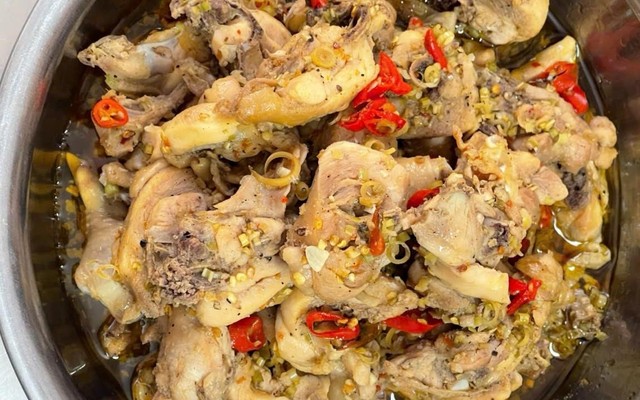 Cơm Nhà Trân - Bến Cá