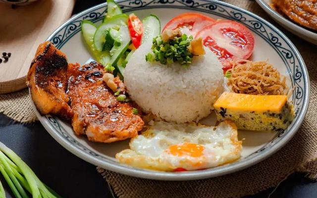 Cơm Tấm Hiền - CMT8