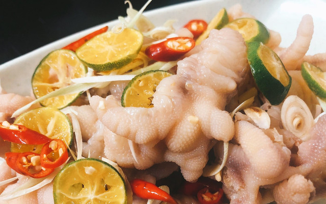 Linh Béo Ăn Vặt - Trà Thái & Chân Gà Sốt Thái