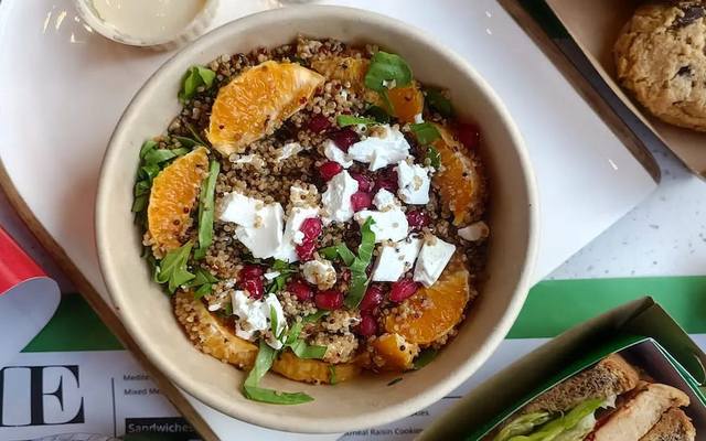 Grains & Greens - Cơm Dinh Dưỡng - Phó Đức Chính