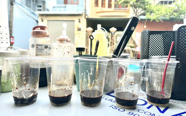 Cà Phê - Tiệm Nước Nhỏ