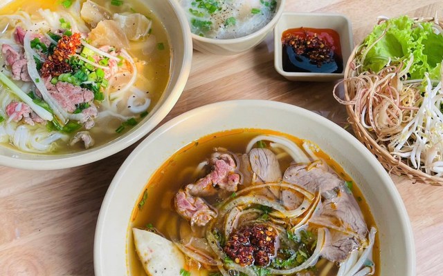 Bún Bò Huế - O Nga