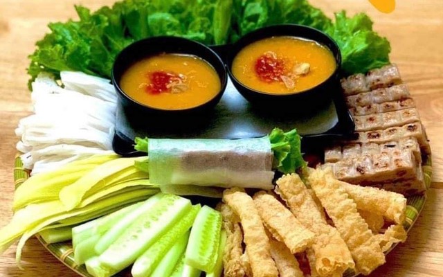 Nem Nướng Nha Trang Nơm Việt - Đội Cấn