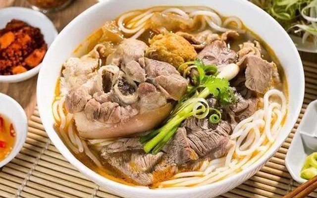 Quán Bà Bảy - Bún Bò, Bún Giò & Xôi