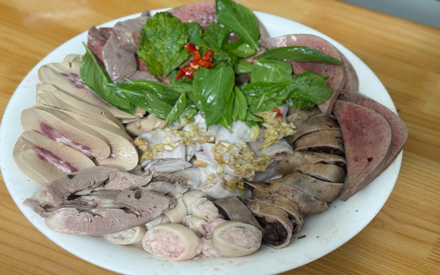 Quán Thử - Cháo Lòng & Giò Bê - 129 Nguyễn Trãi