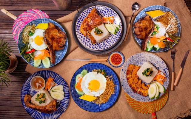 Quán Cơm Hồng Phúc - Hủ Tíu, Bún Bò & Bún Thái