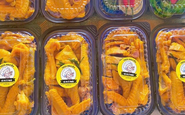 Gà Ủ Muối Trúc Nguyễn - Phạm Văn Đồng