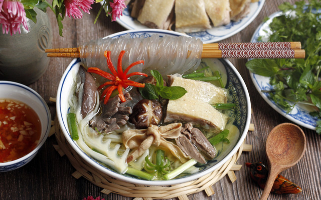 Bún Gà Ngân