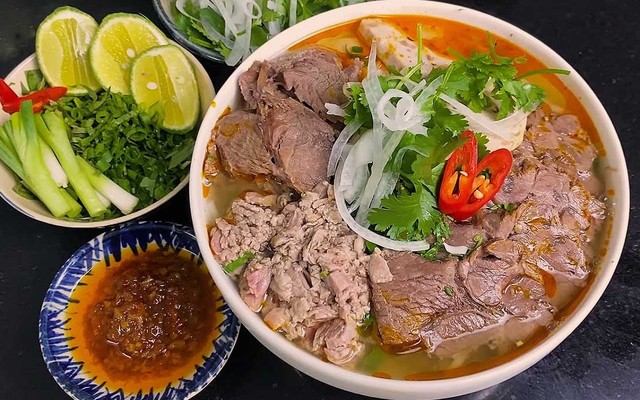 Bún Bò Sông Hương