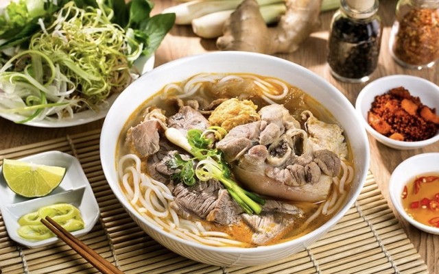 Bún Bò Huế - Thuận - 281 Hàng Kênh