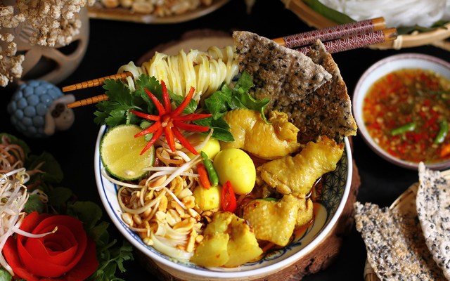 Mì Quảng Má Năm - Đồ Ăn