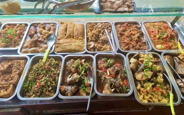 Tiệm Cơm Bò City - Phú Hoà