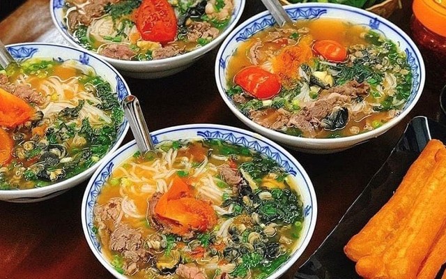 Bún Ốc & Bún Riêu Cua - Ngân