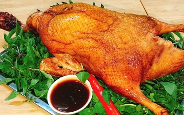 Vịt Cỏ Quay Lá Mắc Mật 130k - Tô Ký