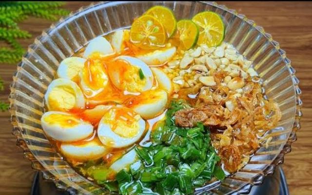 Hiếu Trần - Bánh Tráng Trộn & Bánh Tráng Chấm - Chung Cư K26