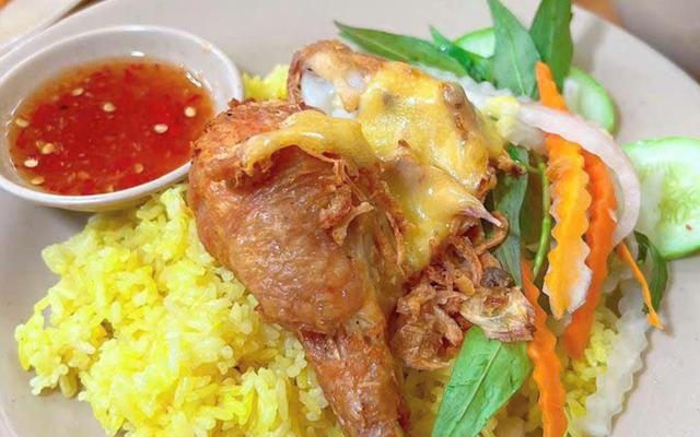 Cơm Gà Nha Trang - Ba Ngon Mì Trộn