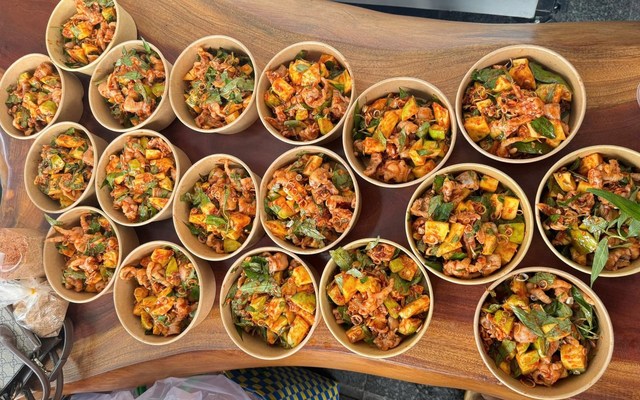 Chân Gà Sốt Thái My My - Lê Hồng Phong