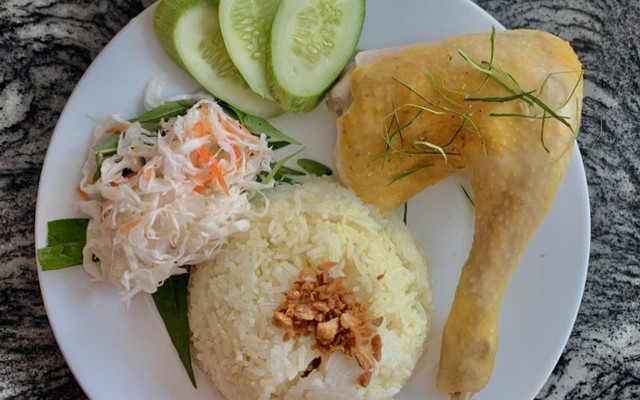 Tiệm Cơm Hello Gà - Thủ Khoa Huân