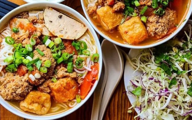 Canh Bún Bánh Đa - Trần Khắc Chân