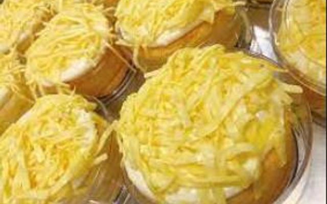 Đậu Bakery - Bánh Mỳ Phô Mai Chảy & Bông Lan Trứng Muối