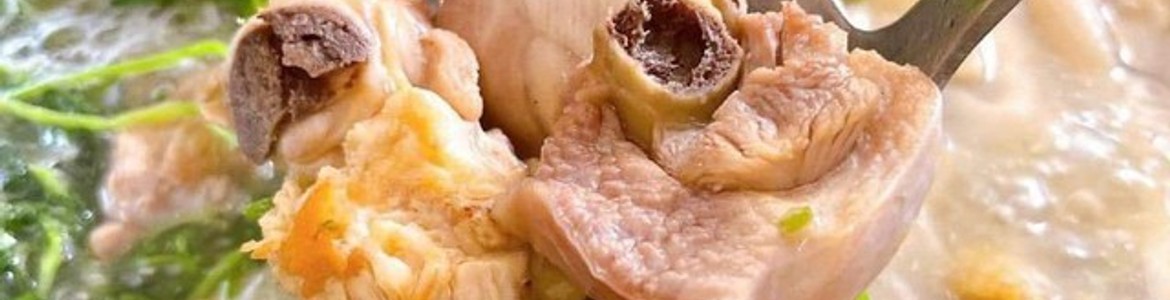 Lẩu Gà Lá É Gà Vàng