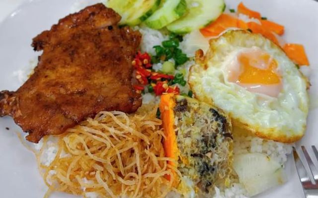 Cơm Tấm Sài Gòn Đô Thành - 15 Lê Quý Đôn
