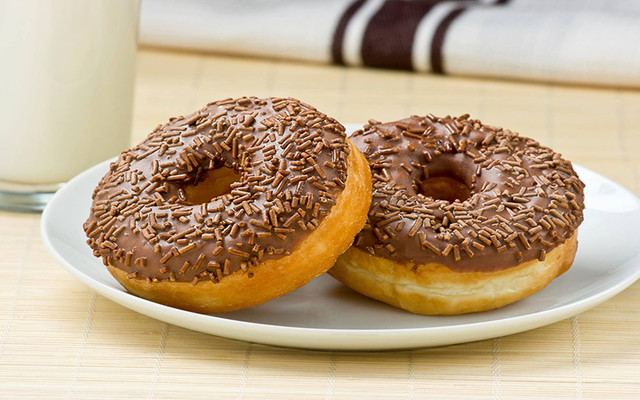 Donut Nguyệt Quế - Lê Hồng Phong