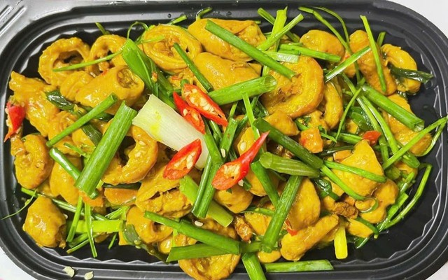 Bún Lòng Xào Nghệ Bà Thảo