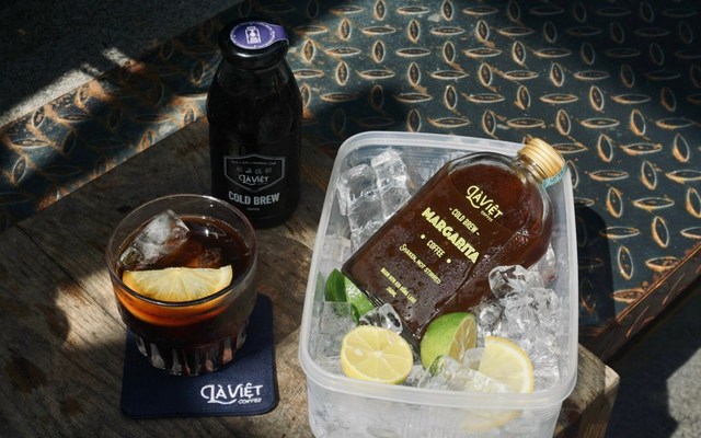 Là Việt Coffee - Lê Thánh Tông