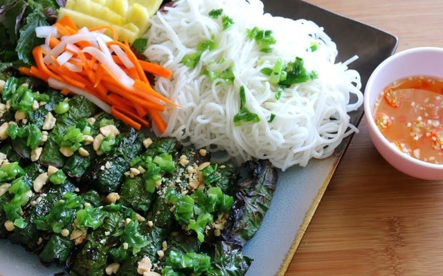 Bò Lá Lốt Mỡ Chài - 169 Hoàng Sa