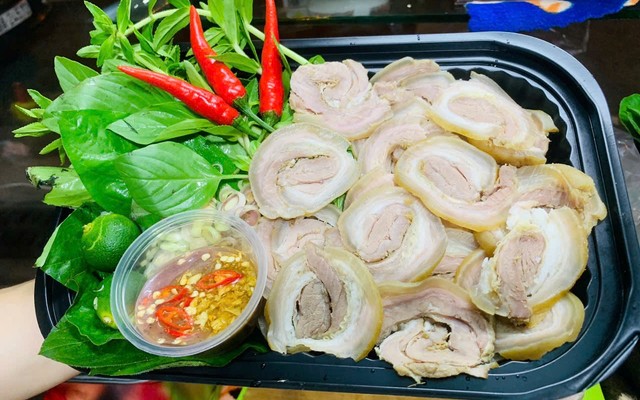 Dê Nướng, Dê Hấp & Súp Xương Dê - Đường 2 Tháng 4