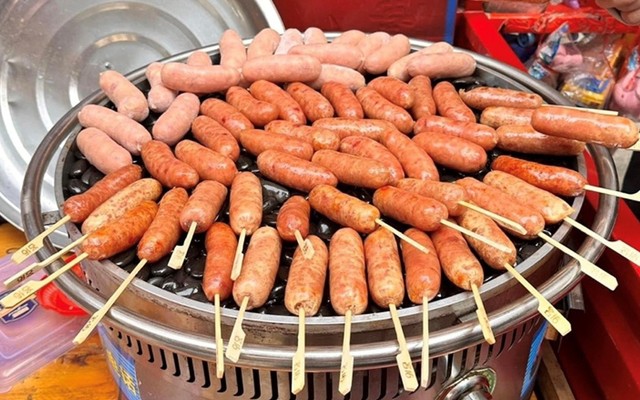 Siêu Thị Mini - Ăn Vặt, Bánh Bao & Lạp Xưởng Nướng Đá