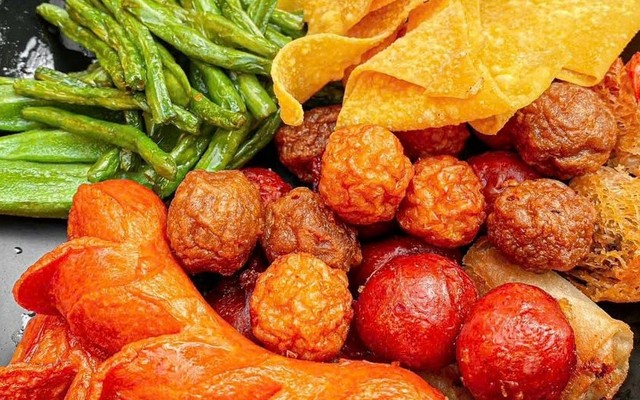 Cá Viên Chiên Như Ý - Mì Trộn Indomi - Thuận Giao