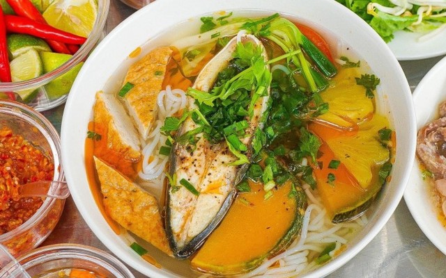 Chị Dậu Quán - Bún Cá Tươi, Bánh Xèo & Nhậu Bình Dân