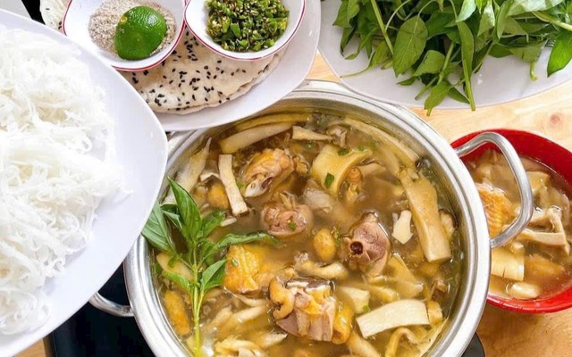 Lẩu Gà Lá É Phú Yên - Quán Bông Lúa Vàng