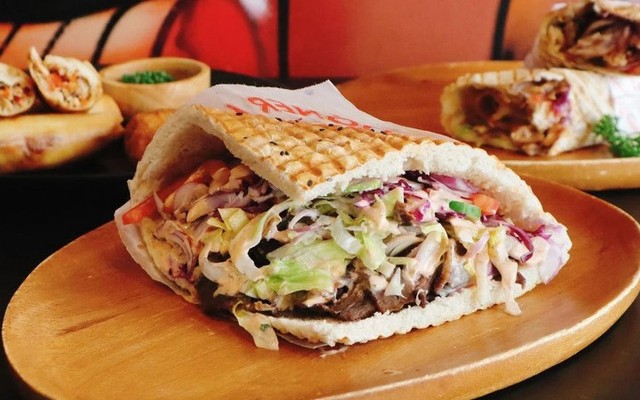 Tiệm Nhà Khoai - Bánh Mì Kebab - Phan Đình Phùng