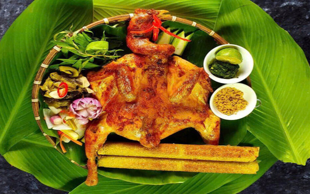 Loan - Gà Nướng Cơm Lam & Cút Nướng