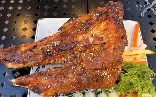 Xích Beer - 35 Phan Tứ