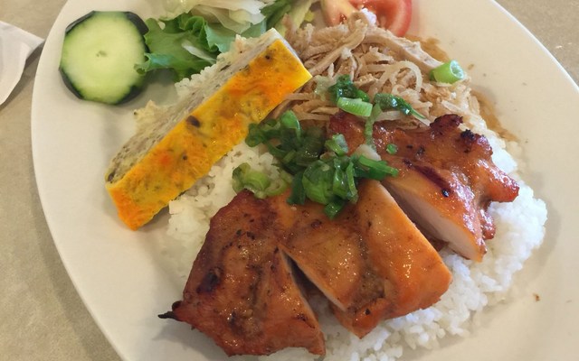 Quán Ăn Bích Ngọc - Cơm Tấm, Mì Xào & Bún Thịt Nướng