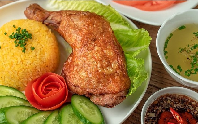 Cơm Gà Phú Thọ - Lê Thị Bạch Cát