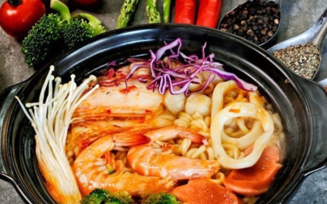 Mỳ Cay T & T - Gà Rán & Trà Trái Cây