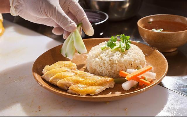 HaoChi - Cơm Gà Hải Nam, Cơm Gà & Cơm Chiên - Nguyễn Thái Bình