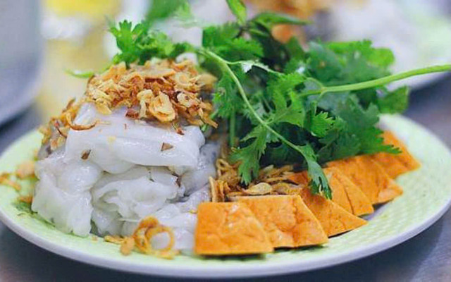 Bánh Cuốn Nóng Hồng Nga - 240 Lê Hồng Phong