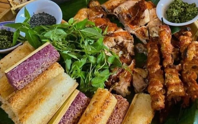 Gà Nướng Ba Tự - Bánh Mì Heo Quay & Xôi - Lê Duẩn