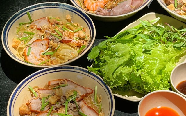 Gõ - Hủ Tiếu & Mì Hoành Thánh