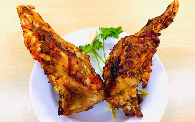 Tomboy Quán - Đồng Khởi