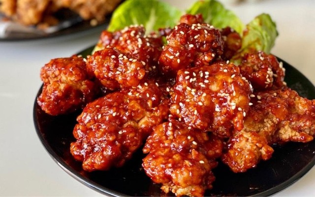 Bánh Cuốn, Bún Chả - Tôn Thất Tùng