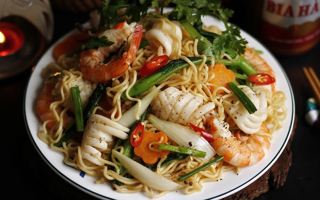 Há Cảo Bi Hưng Thịnh - Mì Xào Hải Sản & Nui Xào Bò
