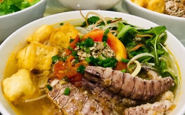 Bún Hải Sản & Xôi Bánh Mì - Ngõ 110 Trần Duy Hưng