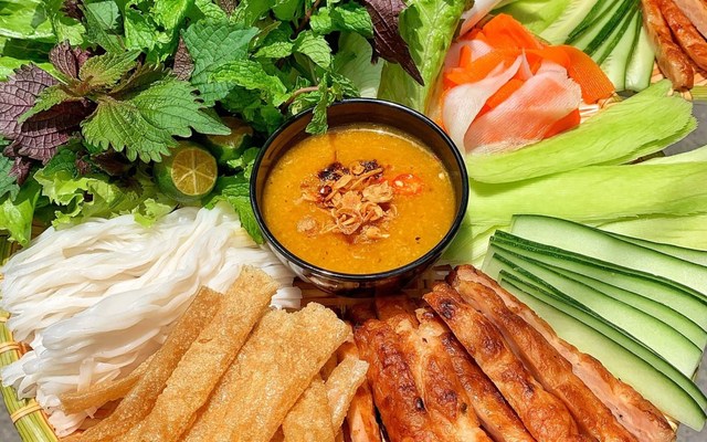 Nem Nướng Nha Trang Láng Hạ